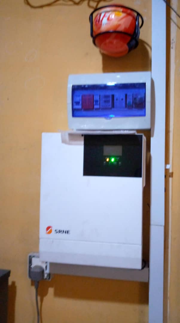 SRNE 3Kw inverter solution with 3.6kw solar panels and 7.16kwh lithium ion battery installed at Oshogb(Residential)